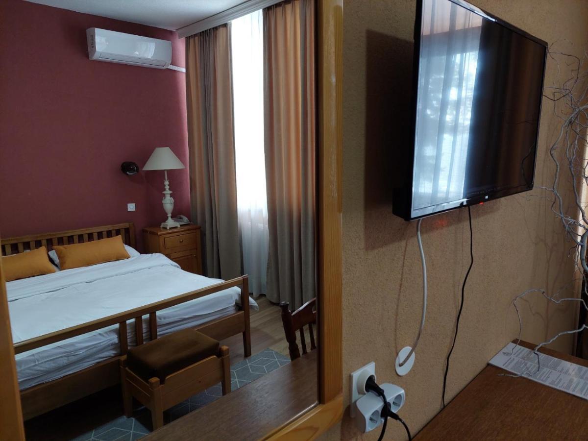 Otesevo Lakeview Hotel And Resort מראה חיצוני תמונה