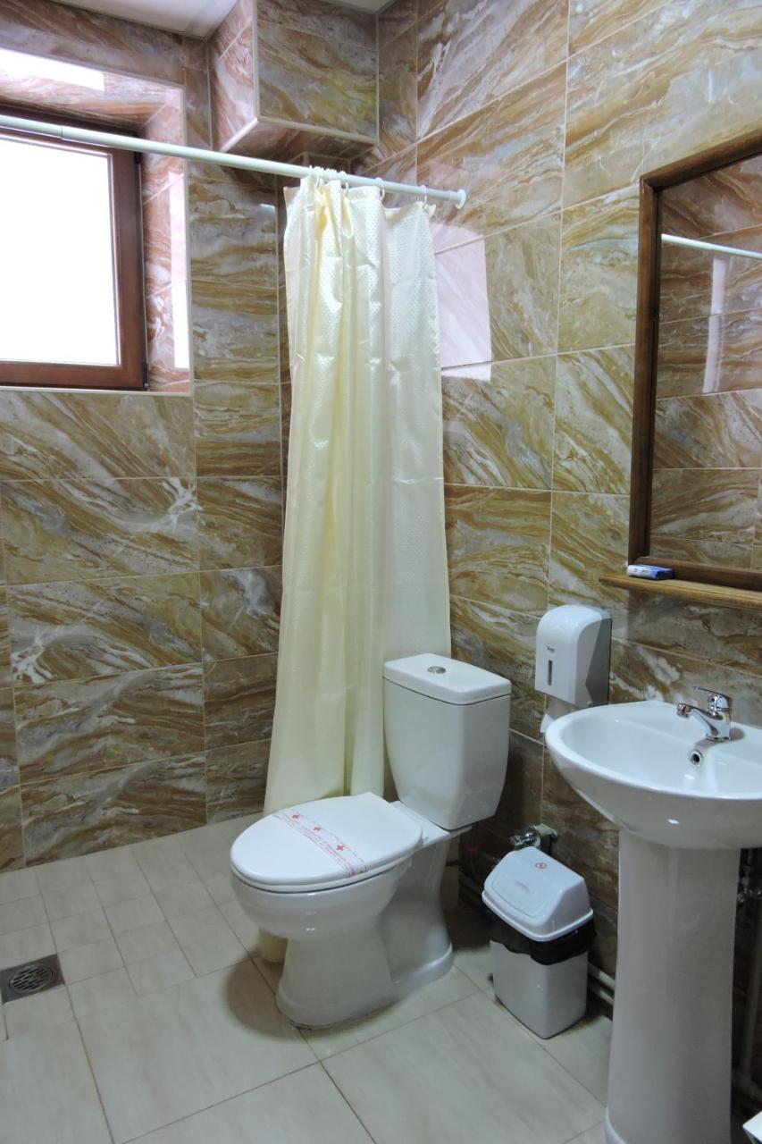 Otesevo Lakeview Hotel And Resort מראה חיצוני תמונה