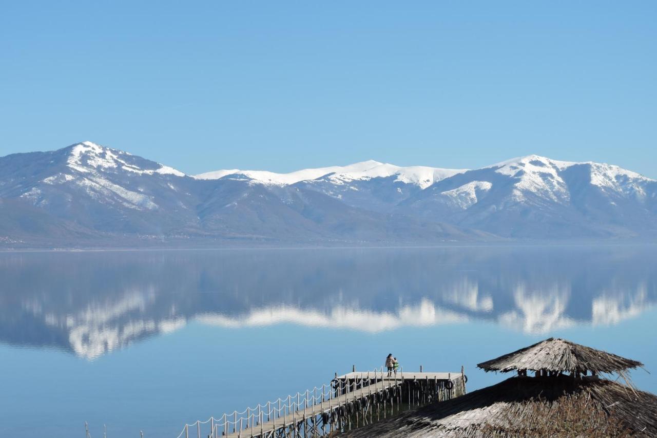 Otesevo Lakeview Hotel And Resort מראה חיצוני תמונה